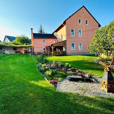 Gemütliche Wohnung in Grünhainichen Erzgebirge Grunhainichen Exterior foto